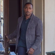 Anthony-mackie-the-falcon-and-the-winter-soldier-bts.jpg (28 KB)