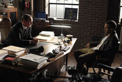 Episode 2.02 - Heavy is the Head (19) 595 slogo
