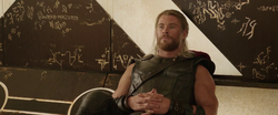 Thor ignora a Loki