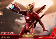 Iron Man IW Hot Toys 16
