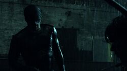 Daredevil-after-fight-rain-S1E1.jpg
