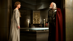 Frigga and Odin Deleted Scene still