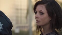 Снежинка видит прибытие .