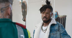 Killmonger-WhydYouNotShootHimHere