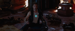 Stark descubre a Potts viva