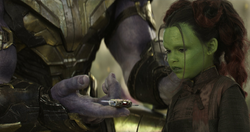 Thanos gives Gamora Knife IW