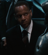 Darryl Reeves como Agente de S.H.I.E.L.D. #2