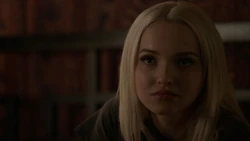 Руби задаёт вопрос своей матери, что она хороший человек.