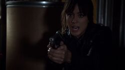 Skye-threatens-Coulson-gun-WritingOnTheWall