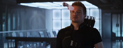 Hawkeye encuentra a Wanda