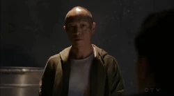 Карнак предлагает  вернуть  обратно.