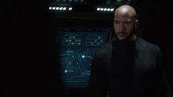 Mackenzie prepares to rescue his parents