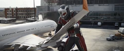 Ant-Man Gigante