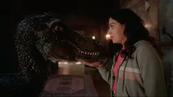 Эрнандес общается с 