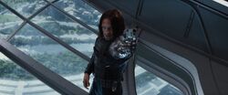 Winter-Soldier-shoots-Cap-Helicarrier