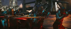 Aneka y las Dora Milaje confrontan a Okoye.