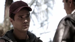 Уорд узнаёт о принятии в Щ.И.Т.