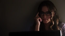 Skyewithbackscatterglasses