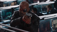 Nick-Fury-Helicarrier-Gunfight-Avengers