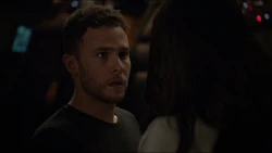 Фитц видит новое тело 