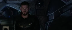 Thor escucha la información de Danvers