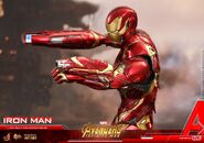 Iron Man IW Hot Toys 18