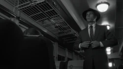 Люк покинул .