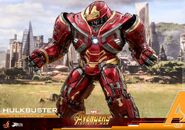 Hulkbuster Infinity War Hot Toys 12