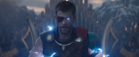 Thor poderoso a punto de luchar