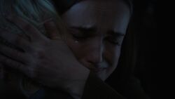 Simmons hugging Alya