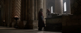 Thor y Rocket discuten en el palacio