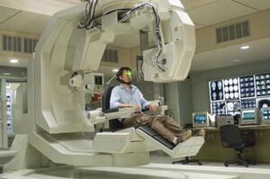 Bruce Banner and Gamma Ray Projector (Earth-199999) from The Incredible Hulk (2008 film) 0001.jpg