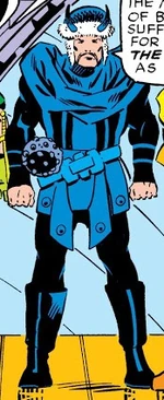 Loki found Mjolnir (Earth-841047)