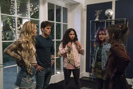 Runaways (Earth-199999) from Marvel's Runaways Season 1 2