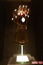 Infinity Gauntlet (Item) from Thor (film) 0001