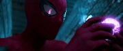 テクノロジーを探すスパイダーマン