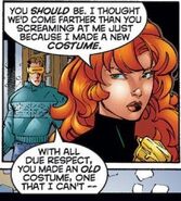 Jean Grey e Scott Summers discutindo sobre o novo traje de Fênix.