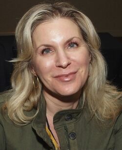 Julianne Grossman