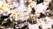 Hgdfhfhhhf.jpg (159 KB) Iron Man shooting The Chitauri above the city.