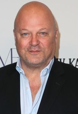 Michael Chiklis