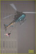 Spider-man-stunt-doubles-helicopter-scene-03