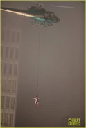 Spider-man-stunt-doubles-helicopter-scene-13.jpg (125 KB)