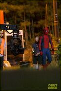 Tom-holland-spiderman-night-shoots-stunt-note-09