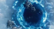 Aenbunjz.jpg (90 KB) The Chitauri flying through a portal.