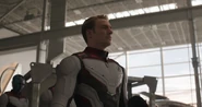 Steve Rogers spacesuit.jpg (765 KB)