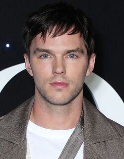 nicholas hoult eyes