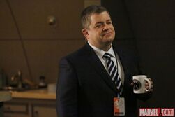 Sam Koenig(Patton Oswalt)