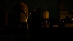 Castle vise Grotto alors qu'il s'échappe