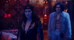 Maximoff réalise que la chanson est une malédiction de la famille Wu