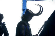 Loki The Avengers BTS1